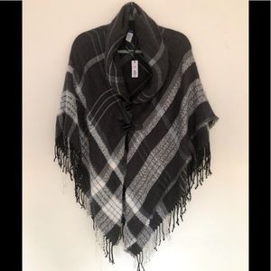 Apt 9- Plaid Poncho